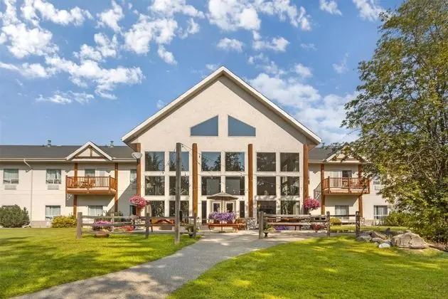 Best Western Plus Valemount Inn & Suites - Dış Mekan