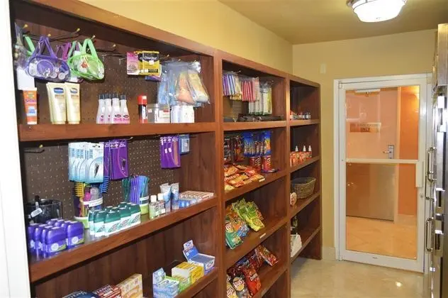 Best Western Plus Vermilion River Suites Hot