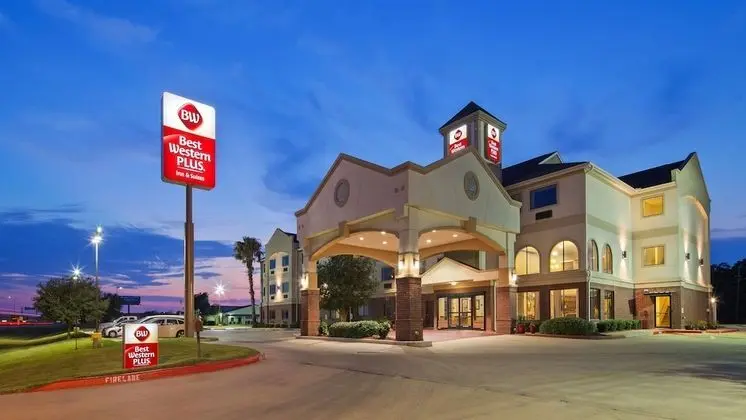 Best Western Plus Victoria Inn & Suites - Dış Mekan