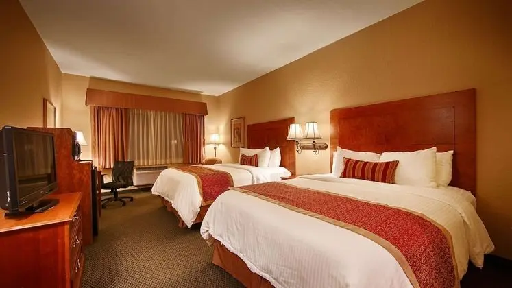 Best Western Plus Victoria Inn & Suites - Oda