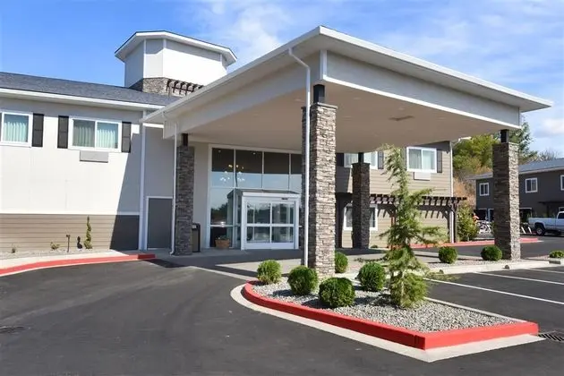 BEST WESTERN Plus Vintage Valley Inn