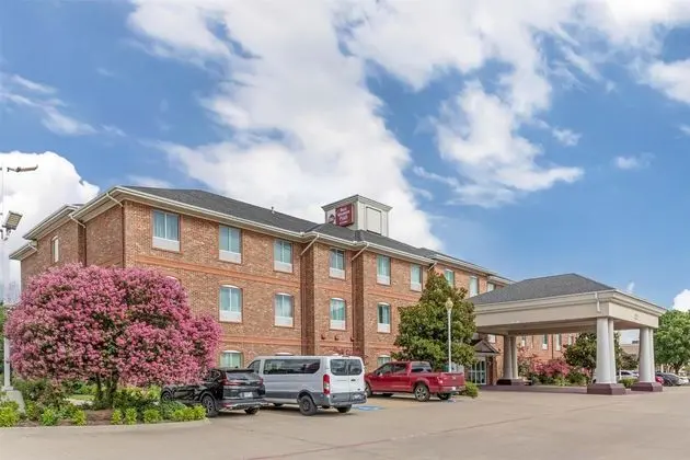 BEST WESTERN PLUS Waxahachie Inn & Suites - Dış Mekan