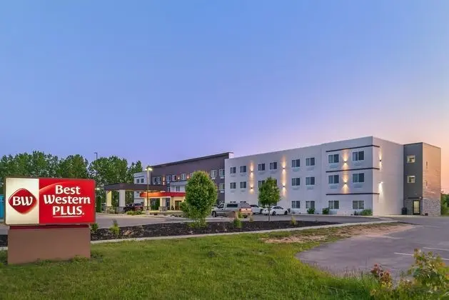Best Western Plus Wayland Hotel - 1