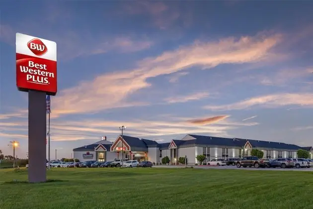 Best Western Plus York Hotel & Conference Center - Dış Mekan