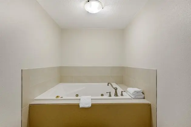 Best Western Plus York Hotel & Conference Center - Oda