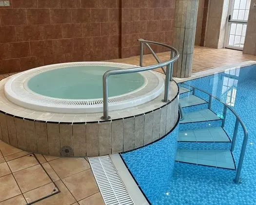 BEST WESTERN PREMIER East Midlands Airport - Havuz