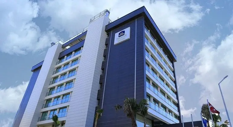 Best Western Premier Karsiyaka Convention & Spa Hotel - Dış Mekan