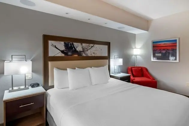 Best Western Premier Liberty Inn & Suites - Oda