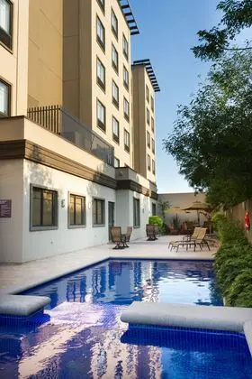 Best Western Premier Monterrey Aeropuerto - Havuz
