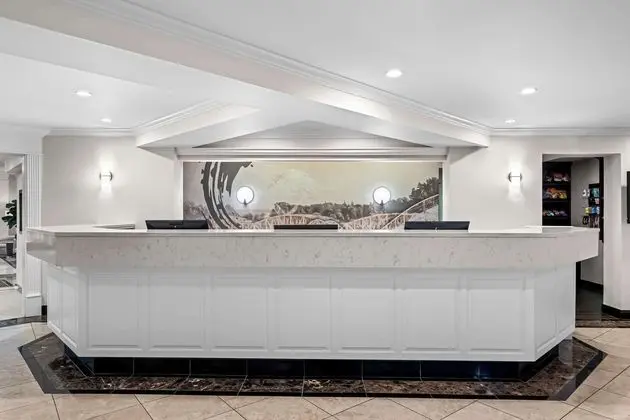 Best Western Premier Plaza Hotel and Conference Center - Lobi
