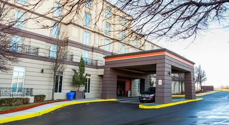Best Western Premier Toronto Airport Carlingview