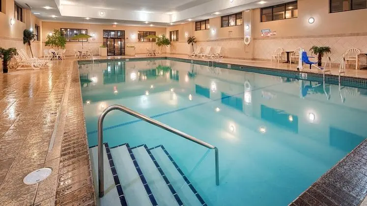 Best Western Ramkota Hotel - Havuz