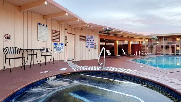 Best Western Red Hills