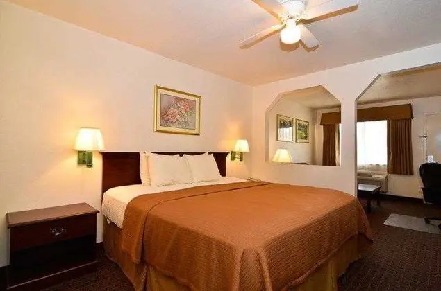 Best Western Regency Inn & Suites - Genel