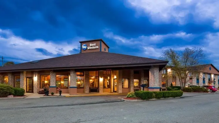 Best Western Richland Inn-Mansfield - Dış Mekan