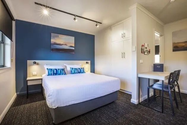 Best Western Riverside Motel