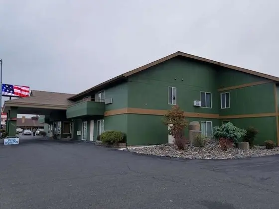 Best Western Rivertree Inn