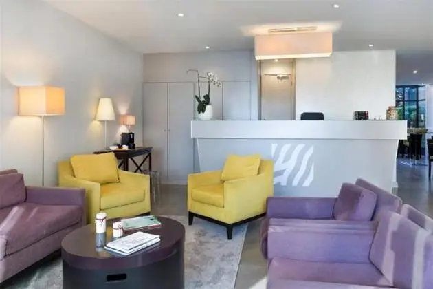 BEST WESTERN Rives de Paris La Defense - Lobi