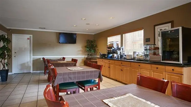 Best Western Roseville Inn