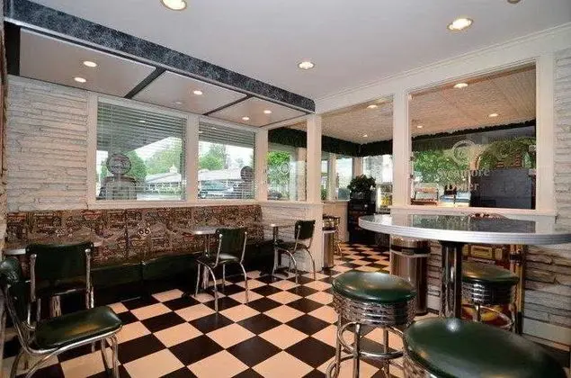 Best Western Route 66 Rail Haven