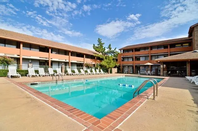 Best Western Saddleback Inn & Conference Center