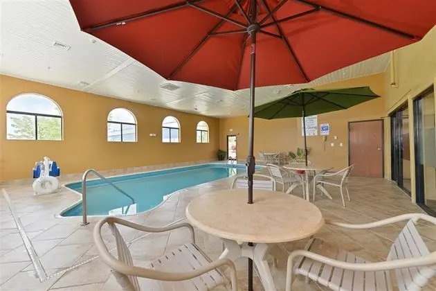 Best Western Saluki Inn - Havuz