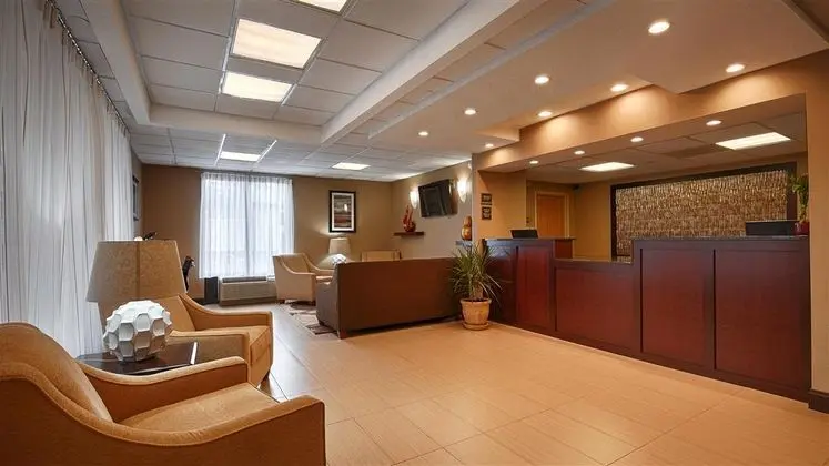BEST WESTERN Springfield West Inn - Lobi
