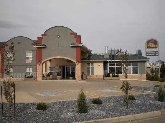 Best Western Strathmore Inn