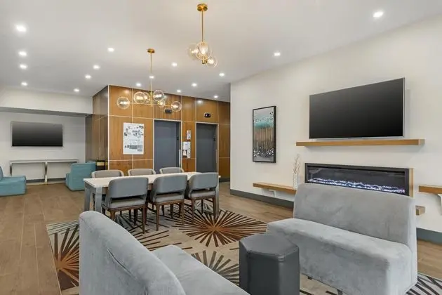 Best Western Suites Calgary Downtown - Lobi