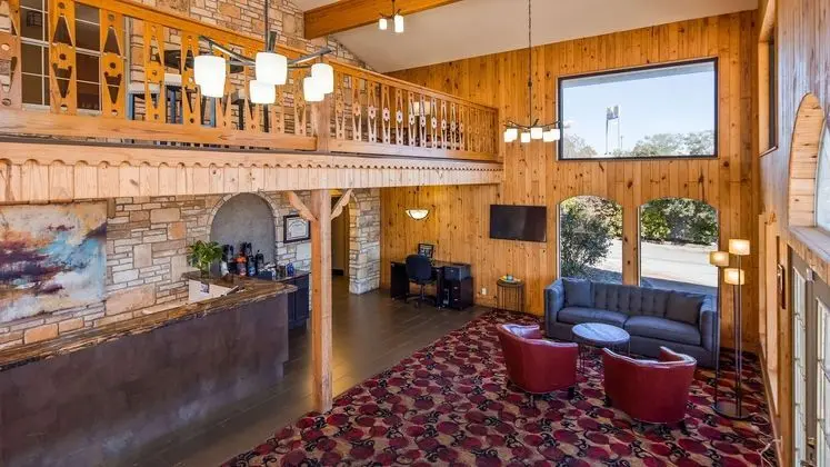 Best Western Sunday House Inn
