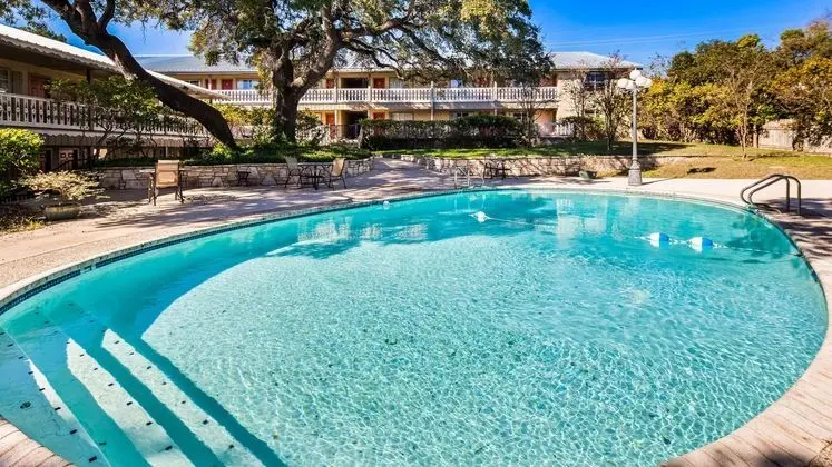 Best Western Sunday House Inn