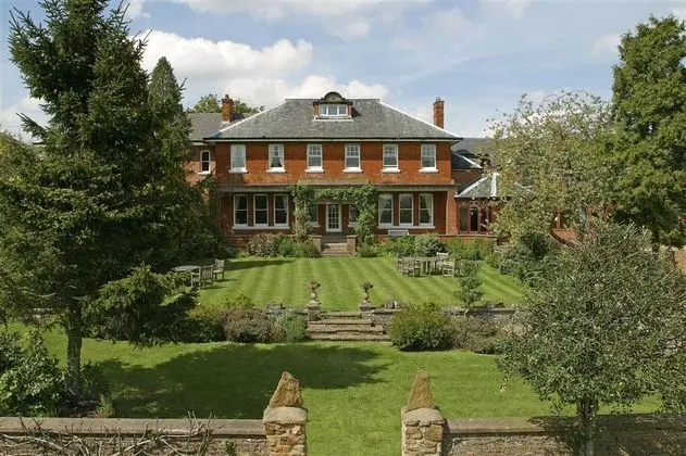BEST WESTERN Sysonby Knoll Hotel
