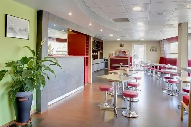 BEST WESTERN Toulouse Airport - Yeme / İçme