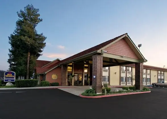 Best Western Town & Country Hotel