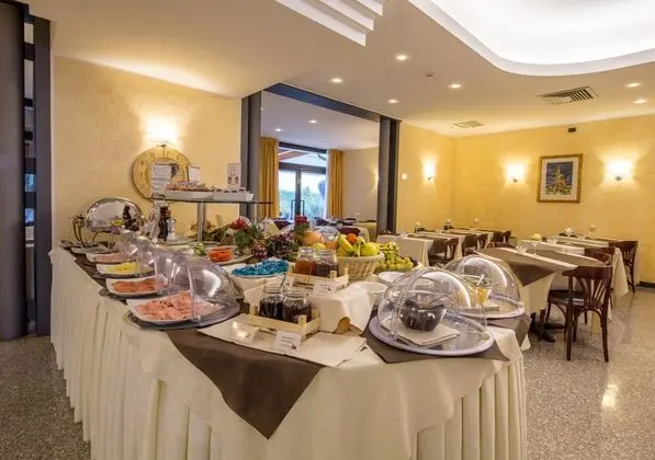 Best Western Hotel Turismo - Yeme / İçme