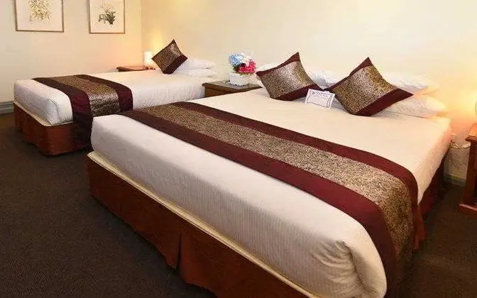 Best Western Twin Towers Inn - Genel