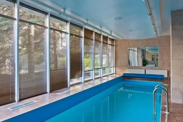Best Western Hotel Vilnius - Havuz