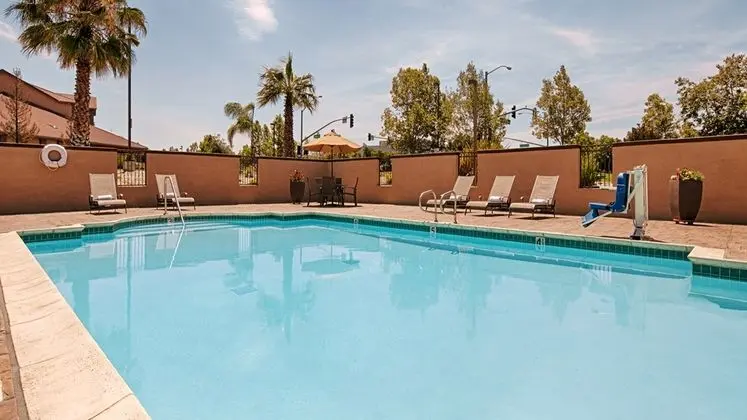 Best Western Vineyard Inn