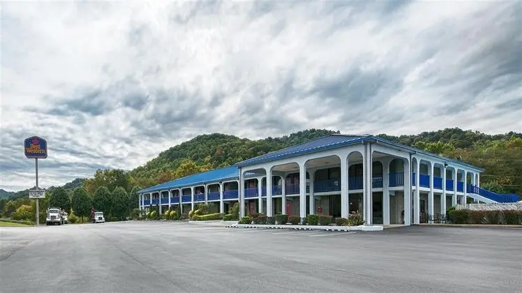 Best Western Wilderness Trail Inn