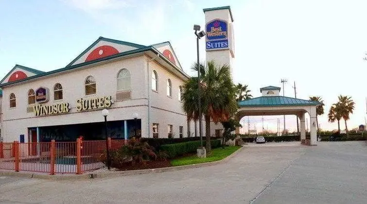 Best Western Windsor Suites