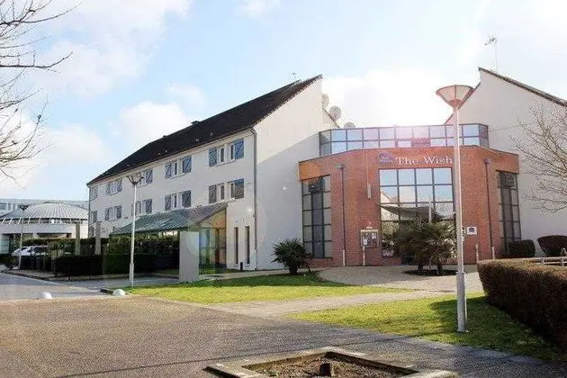 Best Western  The Wish Versailles