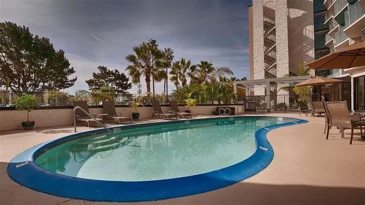 Best Western Yacht Harbor Hotel