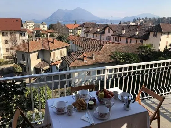Beth Beautiful Apartment in the Center of Stresa With Panoramic View - Oda