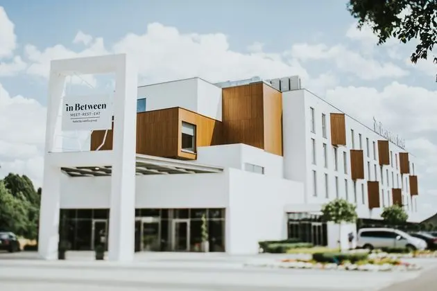 In Between Hotel by Vanilla Group