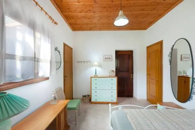 Beutiful House on the Beach in Vourvourou, Greece - Oda
