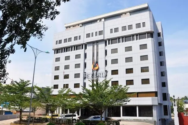 Beverly Hotel Batam - Dış Mekan
