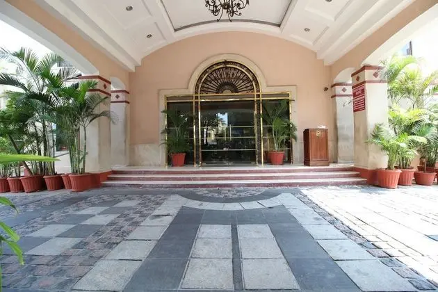 Beverly Hotel