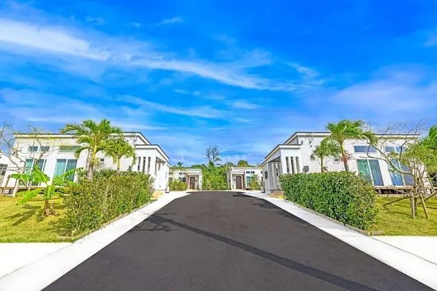 BEVERLY HILLS VILLA Miyakojima Resort