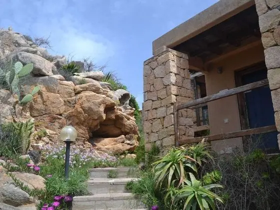 Bewitching Villa in Costa Paradiso With Swimming Pool