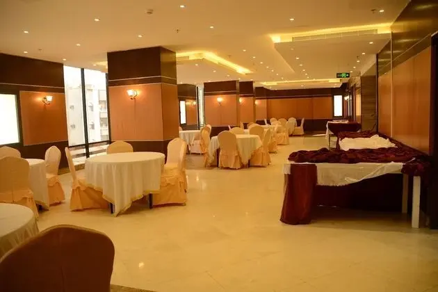 Beyab Al Azizeyyah Hotel - Yerinde Yemek